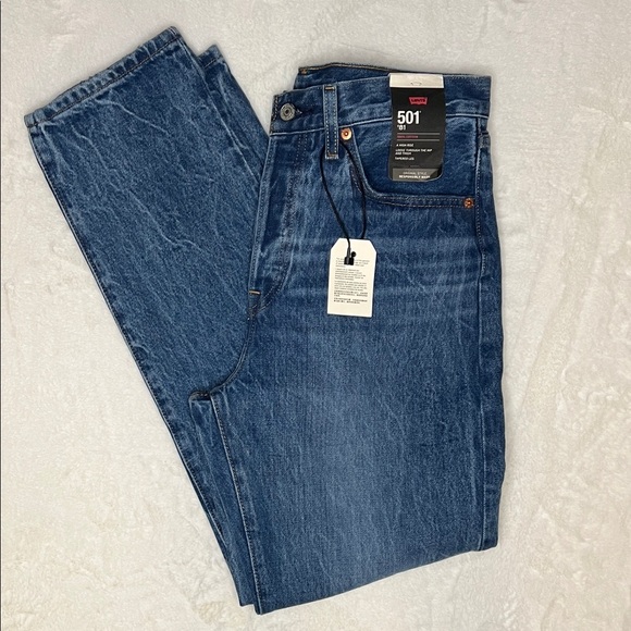 Levi's 501 Women’s ‘81 Jeans Size 27 NEW - Picture 2 of 11